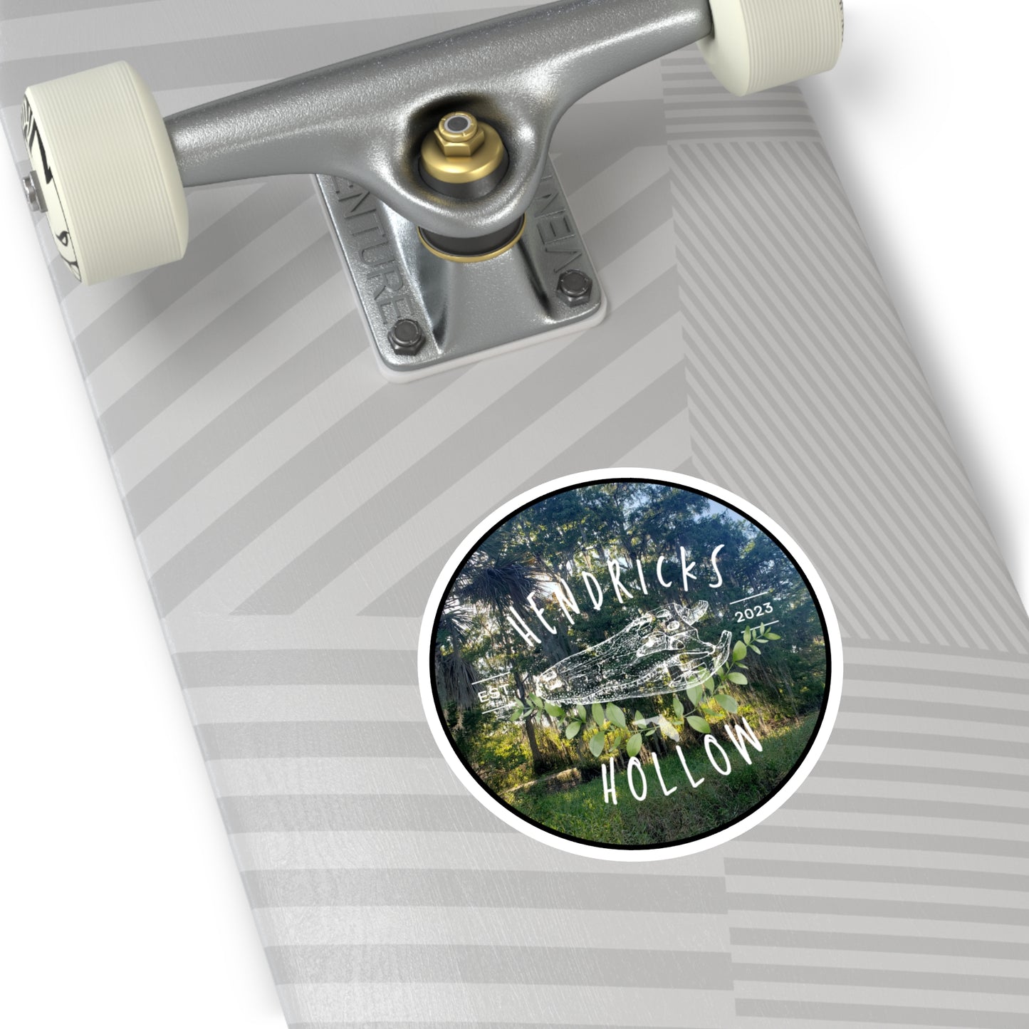 Hendricks Hollow Logo | Gator | Indoor/Outdoor Vinyl