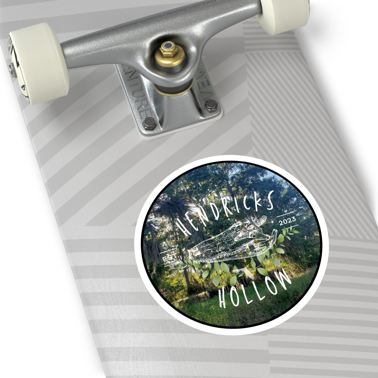 Hendricks Hollow Logo | Gator | Indoor/Outdoor Vinyl